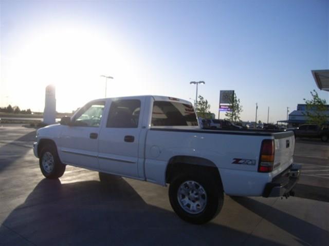 GMC Sierra 1500 2005 photo 4