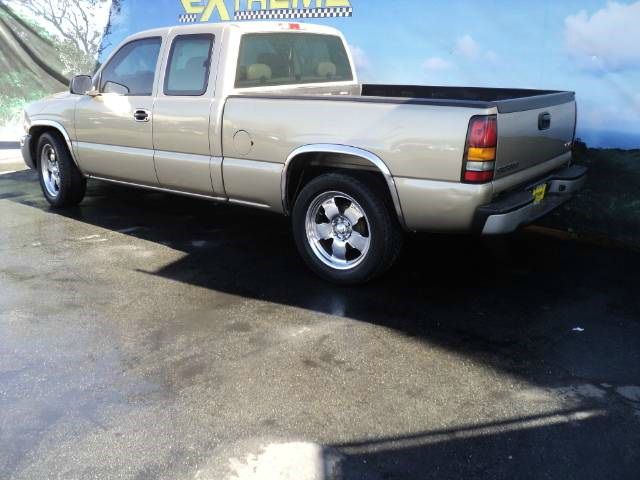 GMC Sierra 1500 2005 photo 2