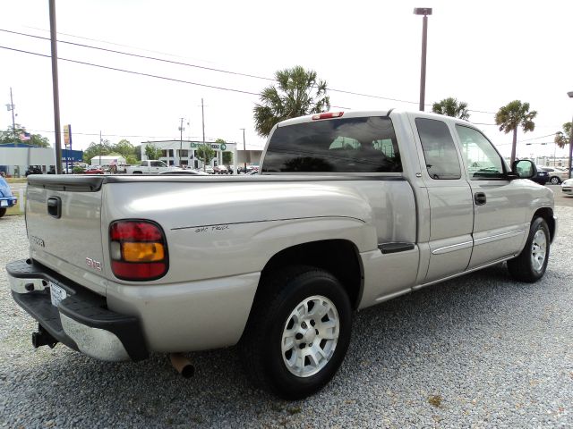 GMC Sierra 1500 2005 photo 2