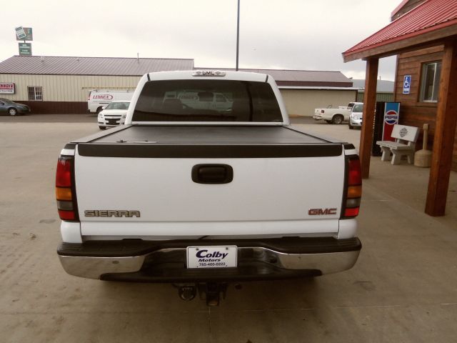 GMC Sierra 1500 2005 photo 12