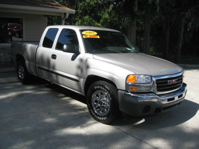 GMC Sierra 1500 2005 photo 1