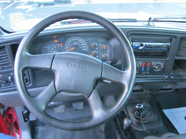 GMC Sierra 1500 2005 photo 2