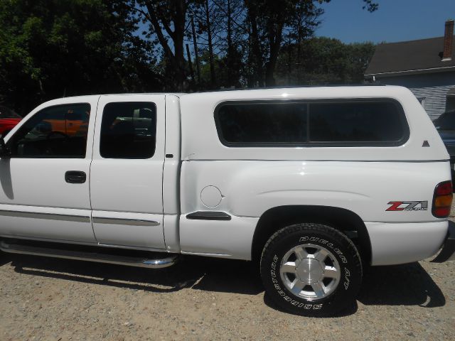 GMC Sierra 1500 2005 photo 12