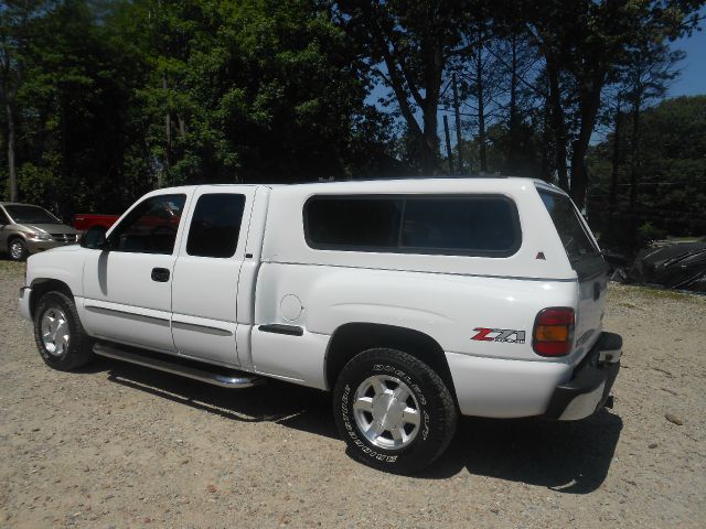 GMC Sierra 1500 2005 photo 13