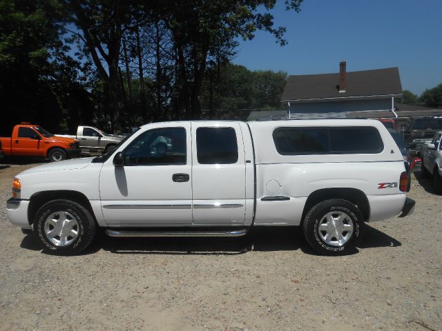 GMC Sierra 1500 2005 photo 14