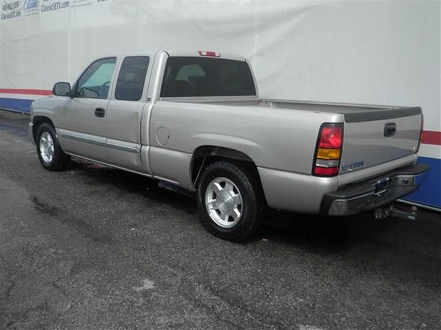 GMC Sierra 1500 C300 4matic Sport Pickup Truck