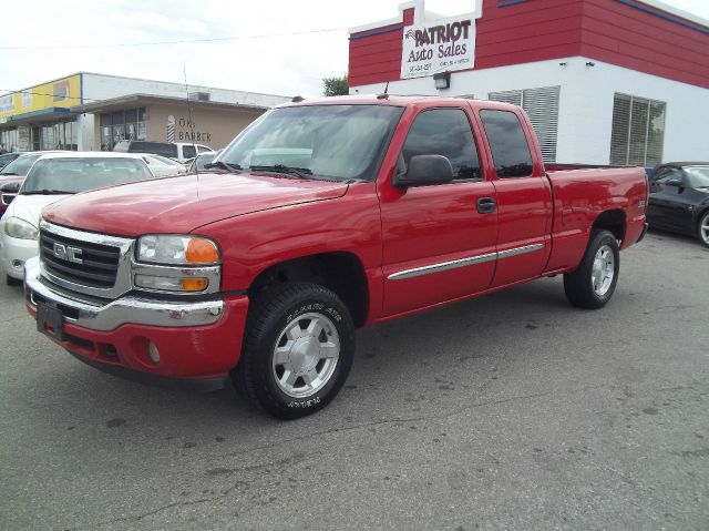 GMC Sierra 1500 2005 photo 2