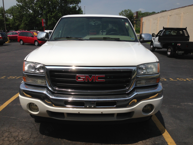 GMC Sierra 1500 2005 photo 2