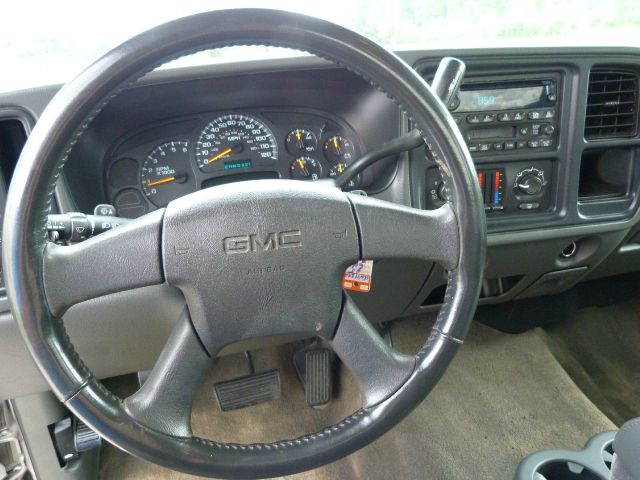 GMC Sierra 1500 2005 photo 1