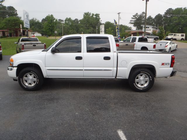 GMC Sierra 1500 2006 photo 17