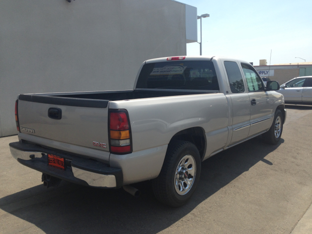 GMC Sierra 1500 2006 photo 3