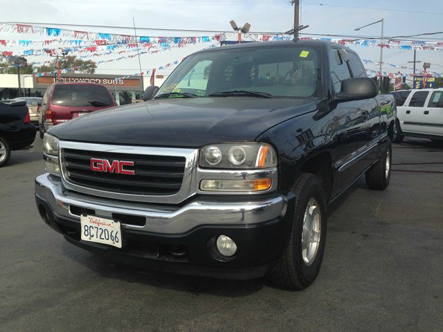 GMC Sierra 1500 2006 photo 2