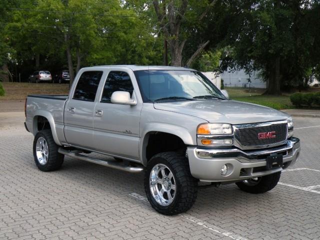 GMC Sierra 1500 G3500 Box Pickup Truck