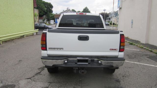 GMC Sierra 1500 2006 photo 13