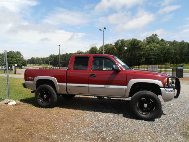 GMC Sierra 1500 2006 photo 2