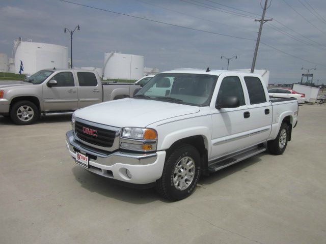 GMC Sierra 1500 2006 photo 13