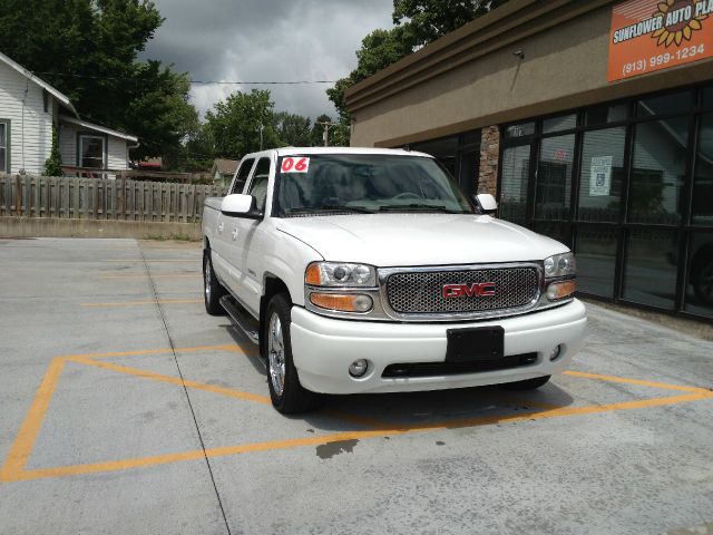 GMC Sierra 1500 2006 photo 1