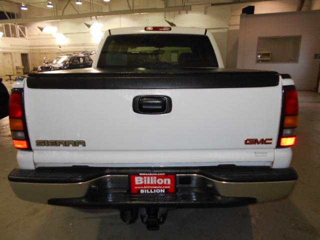 GMC Sierra 1500 2006 photo 2