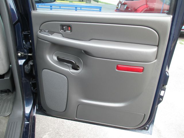 GMC Sierra 1500 2006 photo 2