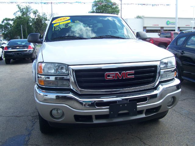 GMC Sierra 1500 2006 photo 13