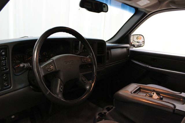 GMC Sierra 1500 2006 photo 16