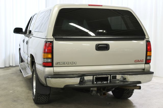 GMC Sierra 1500 2006 photo 2