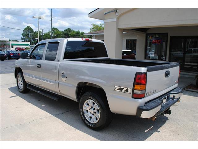 GMC Sierra 1500 2006 photo 2