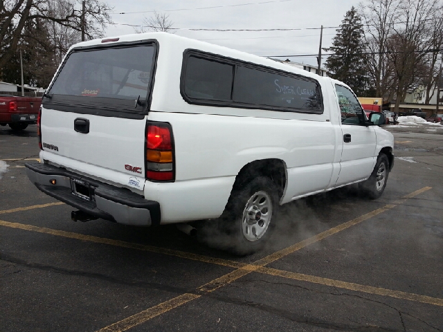 GMC Sierra 1500 2006 photo 2