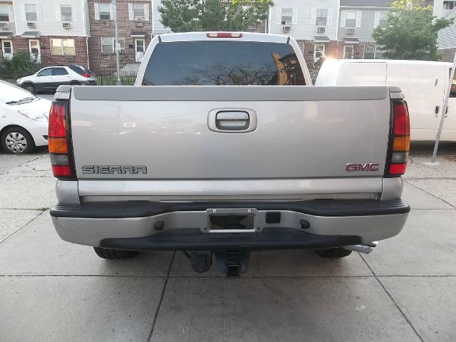 GMC Sierra 1500 2006 photo 18