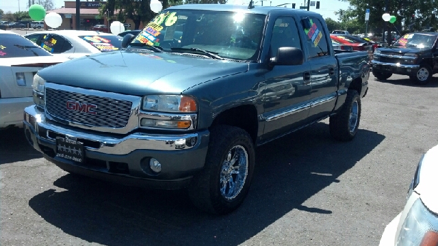 GMC Sierra 1500 2006 photo 1