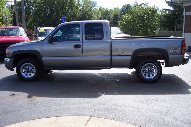 GMC Sierra 1500 2006 photo 2