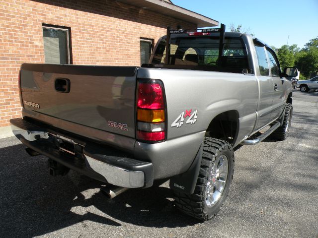 GMC Sierra 1500 2006 photo 1