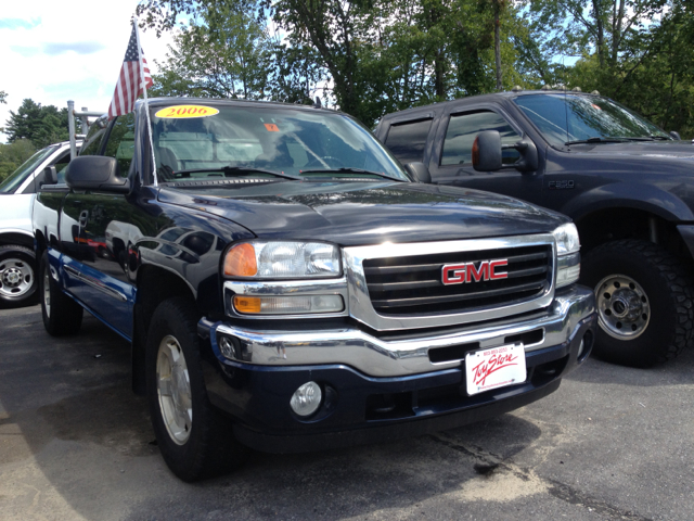 GMC Sierra 1500 2006 photo 2