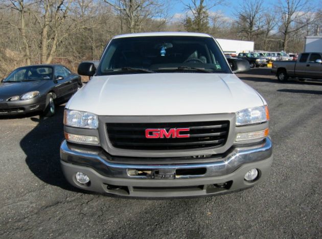 GMC Sierra 1500 EX-L Minivan Pickup Truck