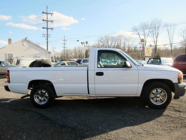 GMC Sierra 1500 2006 photo 2