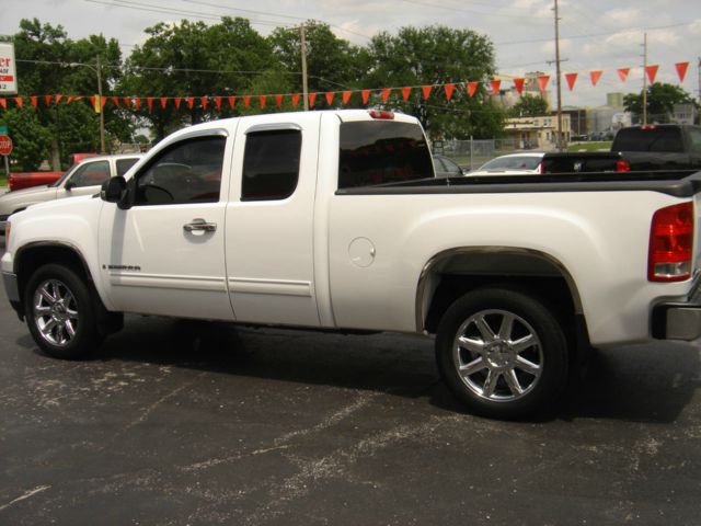 GMC Sierra 1500 2007 photo 2