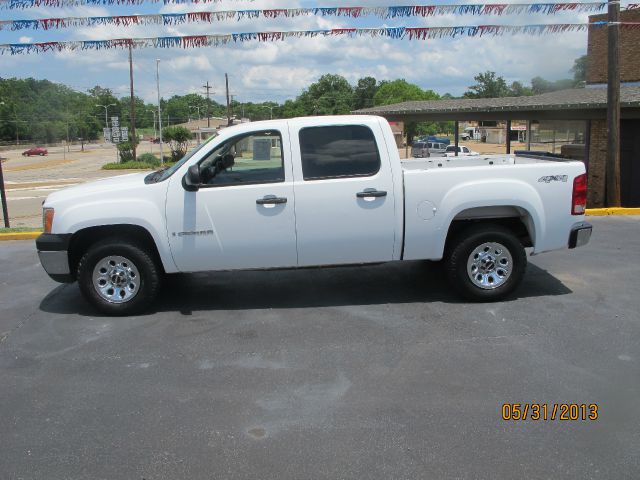 GMC Sierra 1500 4WD 1500 SLT Pickup Truck