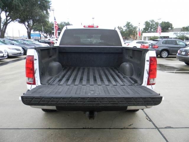 GMC Sierra 1500 Utilimaster Pickup Truck