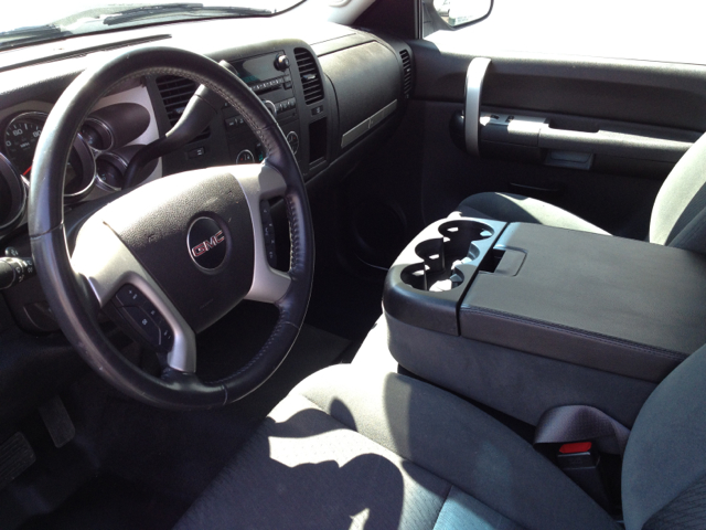 GMC Sierra 1500 2009 photo 2