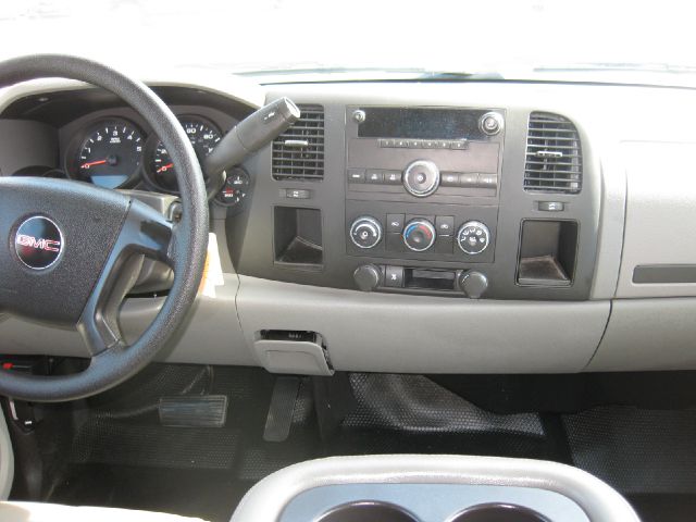 GMC Sierra 1500 2010 photo 5