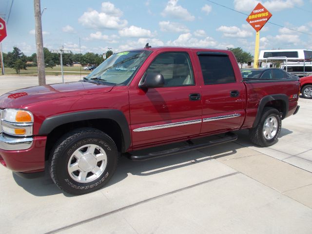 GMC Sierra 1500 2010 photo 2