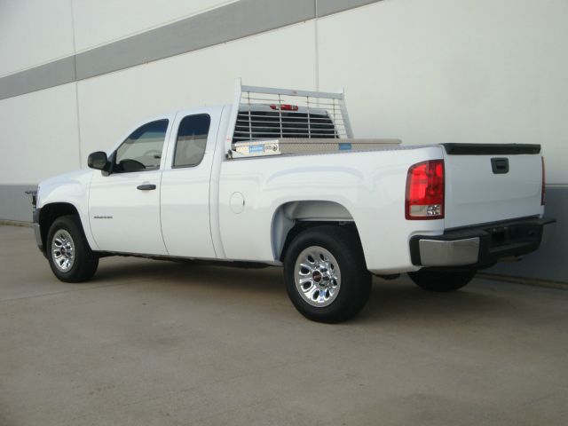 GMC Sierra 1500 2010 photo 2