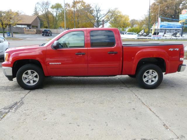 GMC Sierra 1500 2011 photo 2