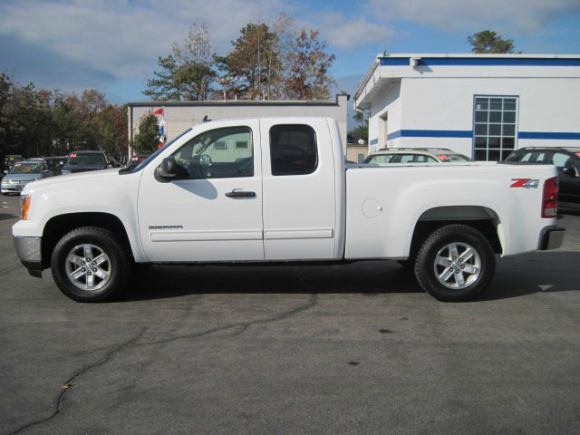 GMC Sierra 1500 2011 photo 1