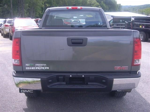 GMC Sierra 1500 2011 photo 1