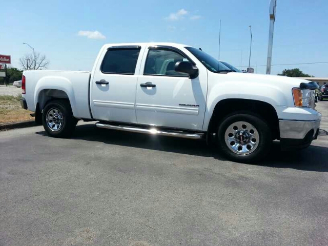 GMC Sierra 1500 2011 photo 1