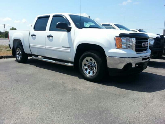 GMC Sierra 1500 2011 photo 2