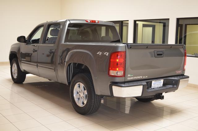 GMC Sierra 1500 2011 photo 2