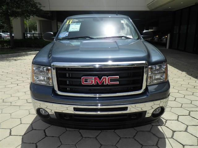 GMC Sierra 1500 2011 photo 2