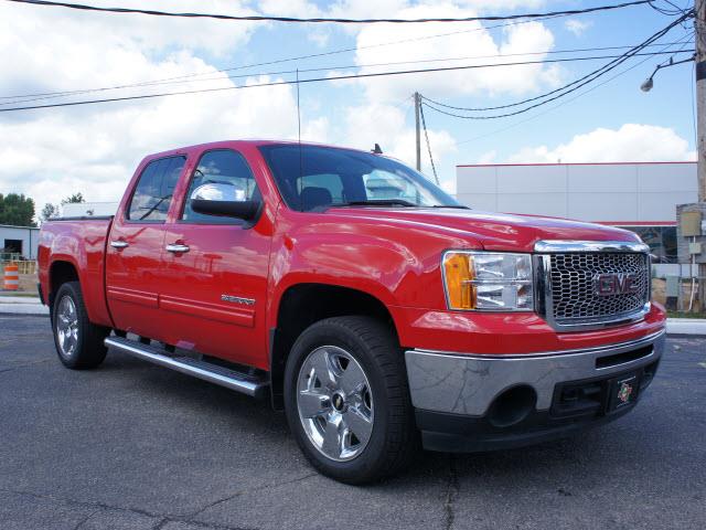 GMC Sierra 1500 2011 photo 2